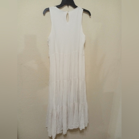 Gibson Latimer White Pleated Maxi Dress Scoop Neck - Picture 1 of 14